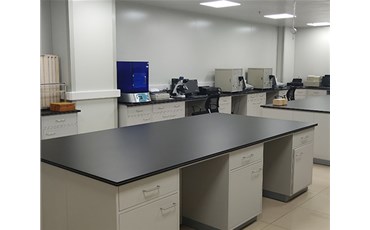 怎樣的實驗室家具契合人體工程學(xué)？山西艾德沃思小編告訴您